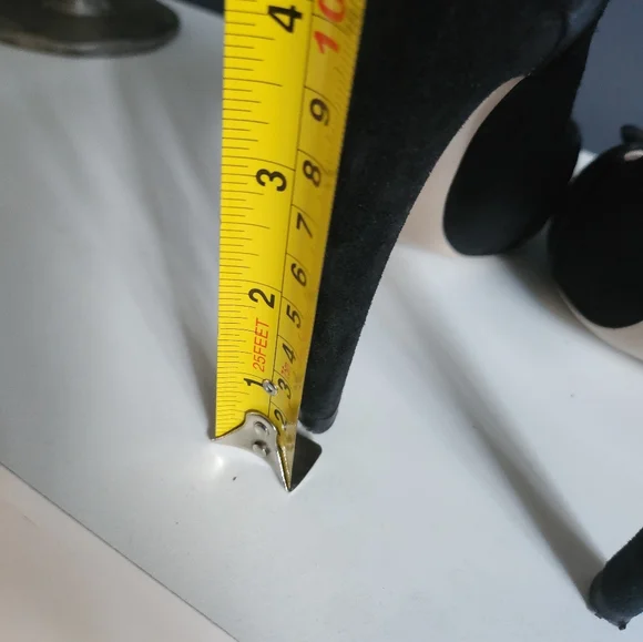 Salvatore Ferragamo Heels - Picture 12 of 13